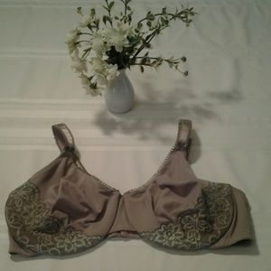 Olga Intimates & Sleepwear - Olga Brownish Gray Bra Size 40DD Olga Intimates & Sleepwear - Olga Brownish Gray Bra Size 40DD